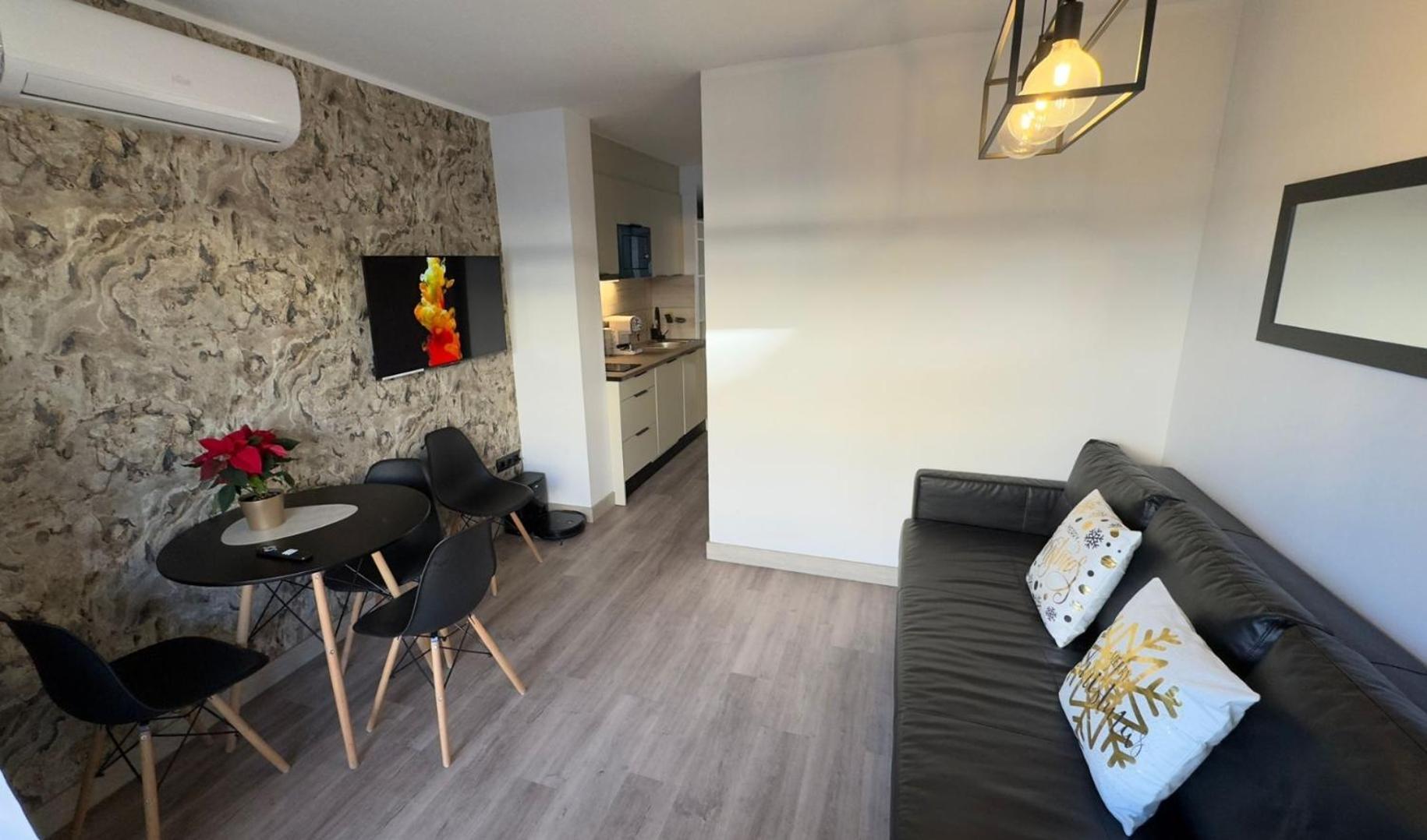A Estrenar Preciosos Apartamentos Aparthotel Inter2, New Apartments Ln Aparthotel 12 Months Open! Self Check In! Reserva Garaje! Salou Dış mekan fotoğraf